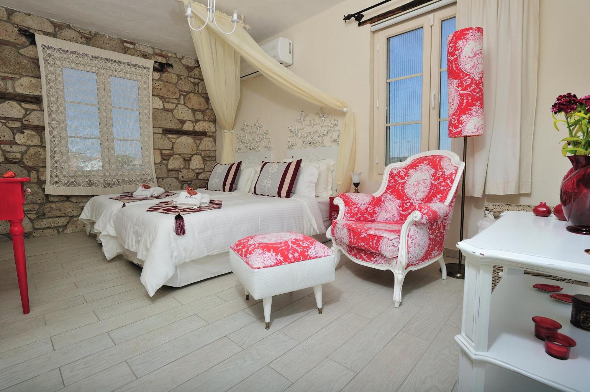 Alacati Sultan Konak Butik Otel ℳℛ Luxury Concept Exterior photo